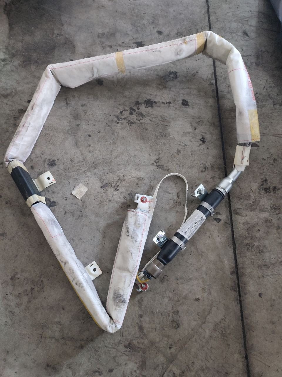 Airbag a Tendina Laterale Destro Hyundai i20 (2010) Cod: 850201j000 - F&amp;P CRASH SRLS - Ricambi Usati