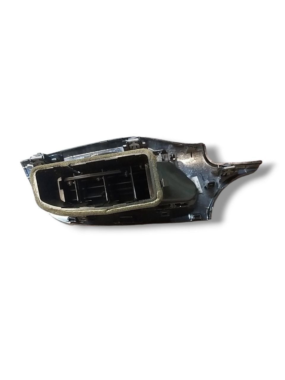 Bocchetta Aria Sinistra Opel Corsa E Cod : 39050126 - F&P CRASH SRLS - Ricambi Usati