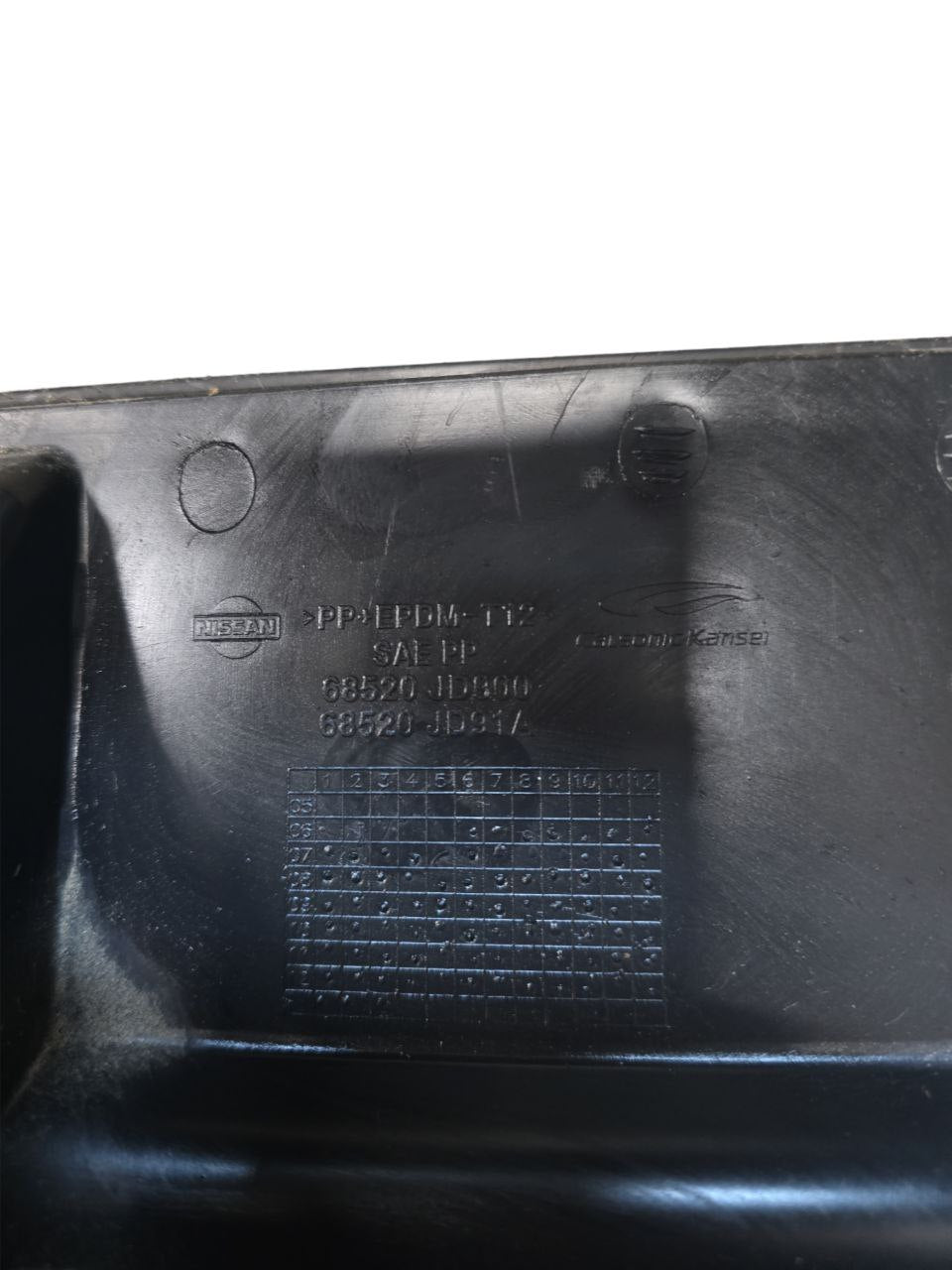 Cassetto / Vano Portaoggetti Nissan Qashqai ( 2006 - 2014 ) Cod : 68520-JD900 - F&P CRASH SRLS - Ricambi Usati