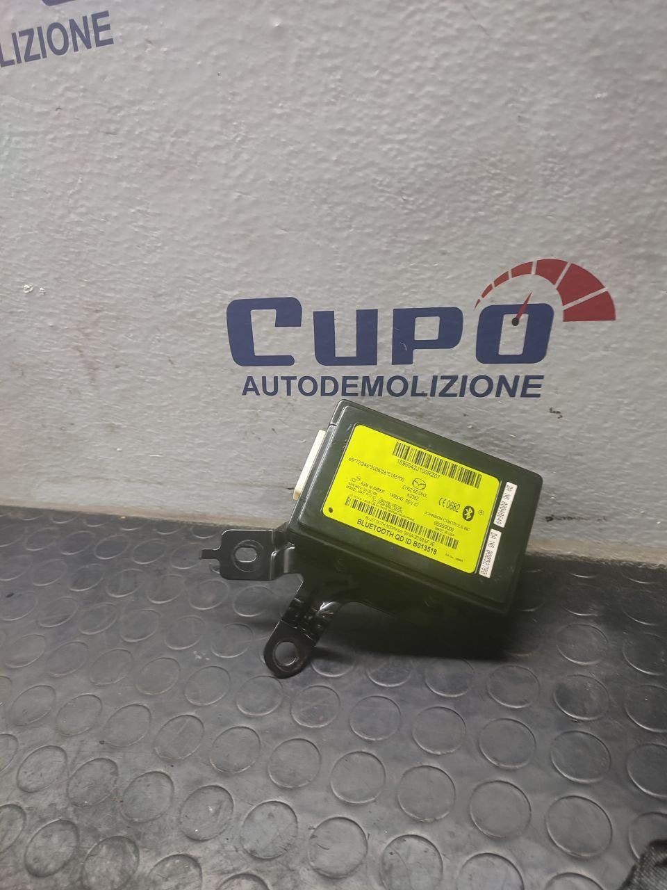 Centralina bluetooth Mazda Cx-7 ( 2009 ) cod eh6266dhx - F&amp;P CRASH SRLS - Ricambi Usati