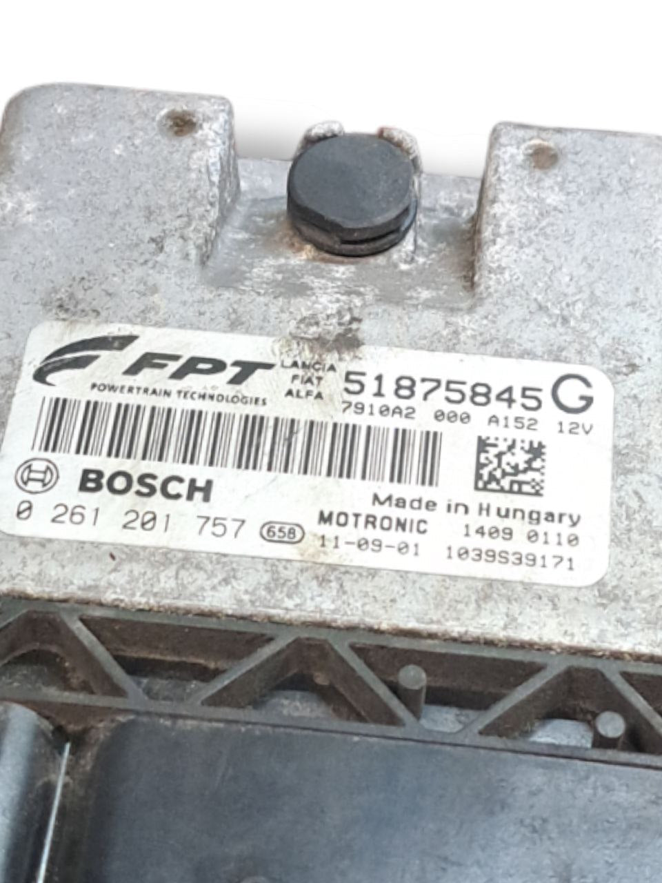 Centralina ECU Motore Fiat Bravo 1.4 benzina (2008) COD:51875845 - F&P CRASH SRLS - Ricambi Usati