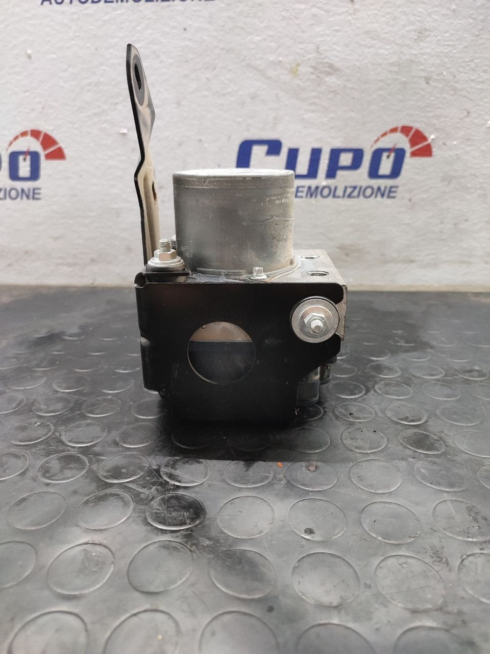 Centralina Pompa Abs Renault Kangoo (Restyling 2013) Cod:476602079R - F&P CRASH SRLS - Ricambi Usati