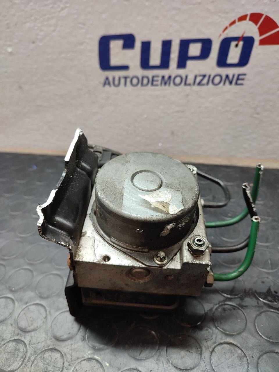 Centralina Pompa Abs RENAULT SCENIC 1.6 (2007) cod: 0265232067 - F&amp;P CRASH SRLS - Ricambi Usati