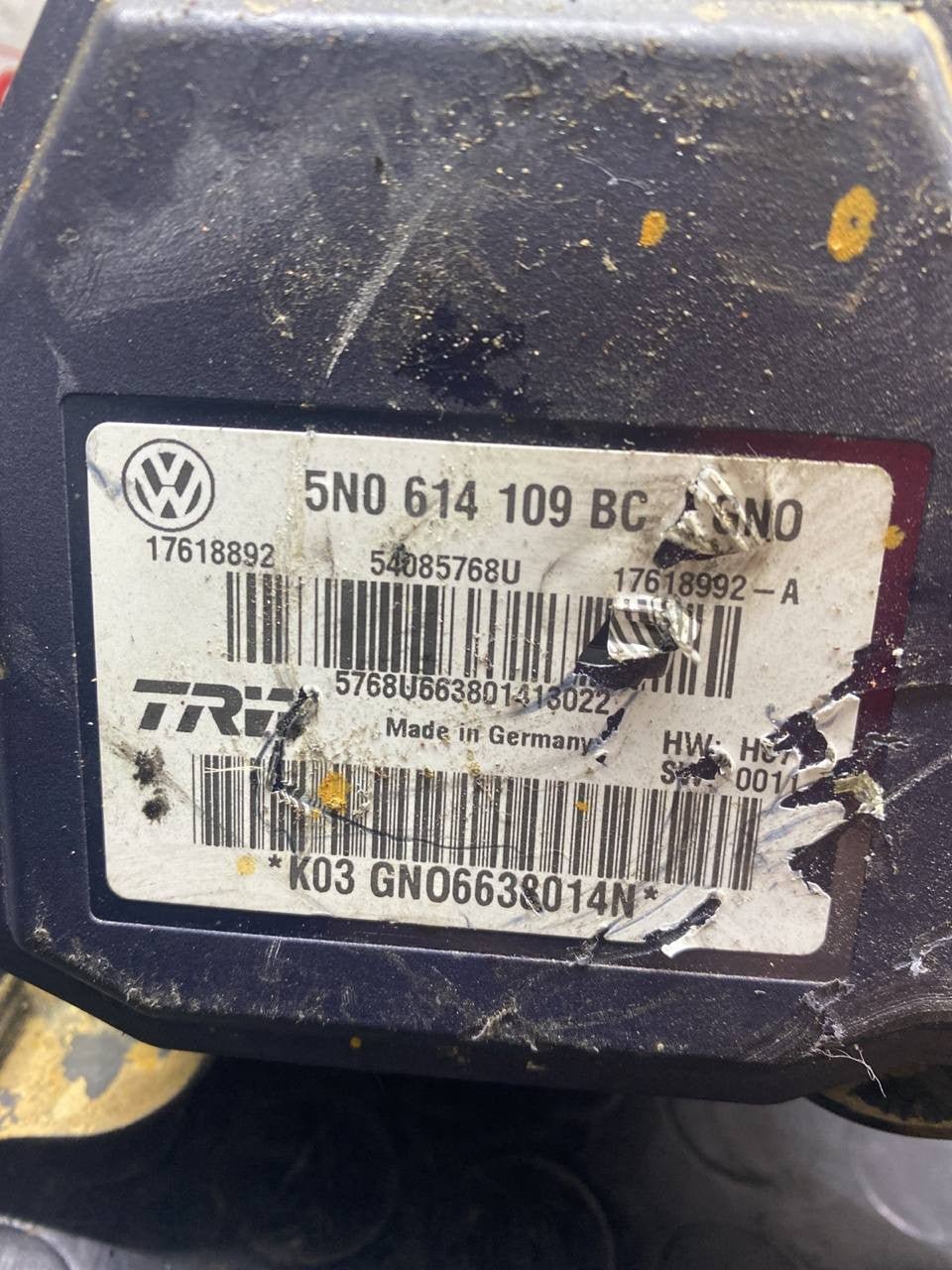 Centralina pompa abs volkswagen tiguan 2.0 cod:5n0614109bc - F&P CRASH SRLS - Ricambi Usati