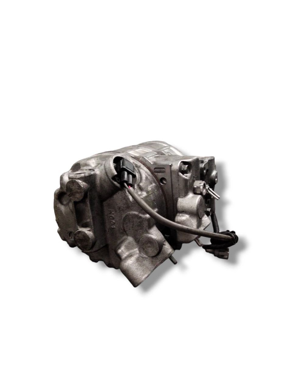 Compressore Clima senza puleggia Bmw E81 / E87 2.0 diesel (2004 - 2012) cod.4472601852 - F&P CRASH SRLS - Ricambi Usati
