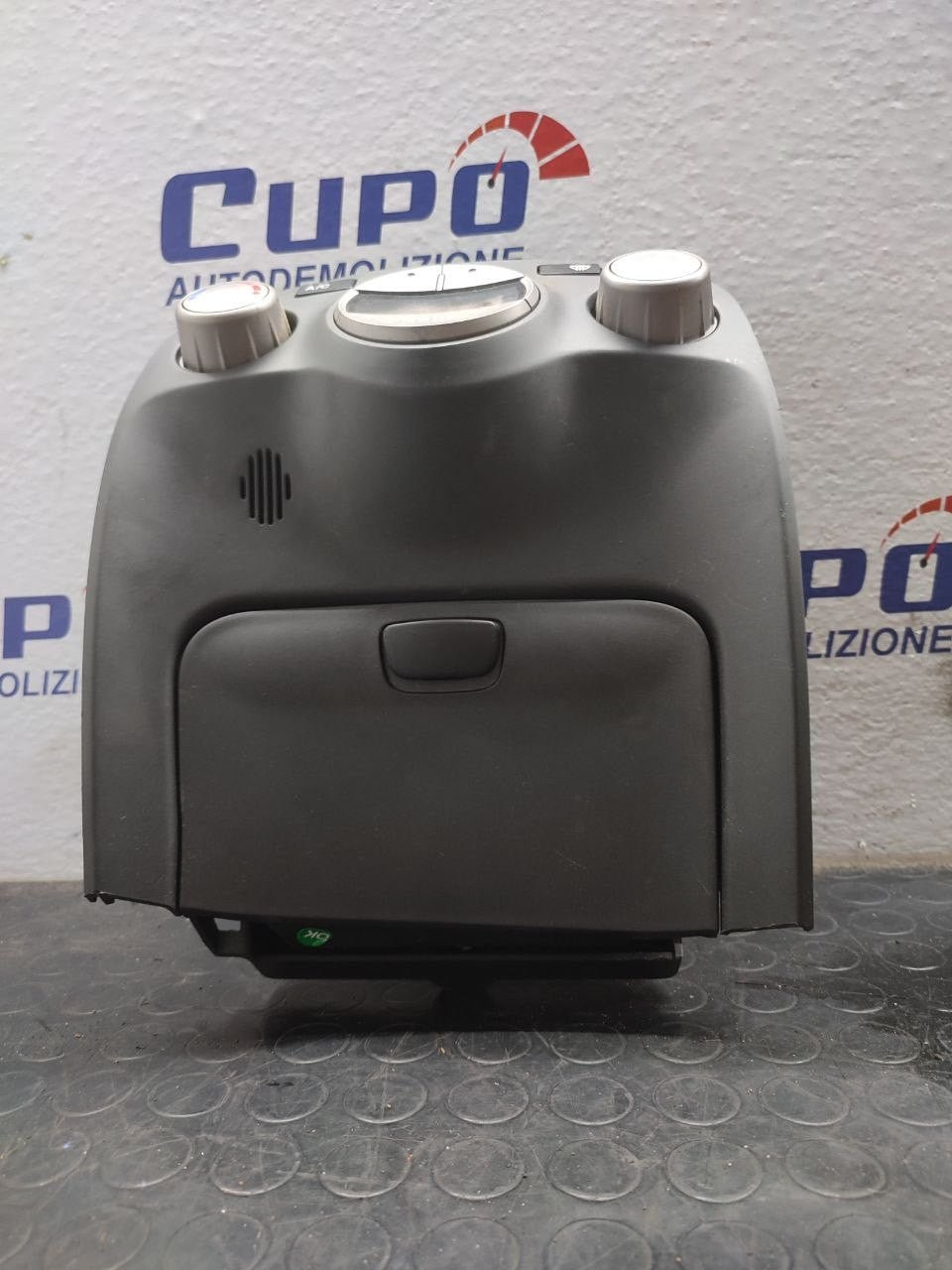 Console Comandi clima A/C + Cofanetto portaoggetti KIA RIO II serie - F&P CRASH SRLS - Ricambi Usati