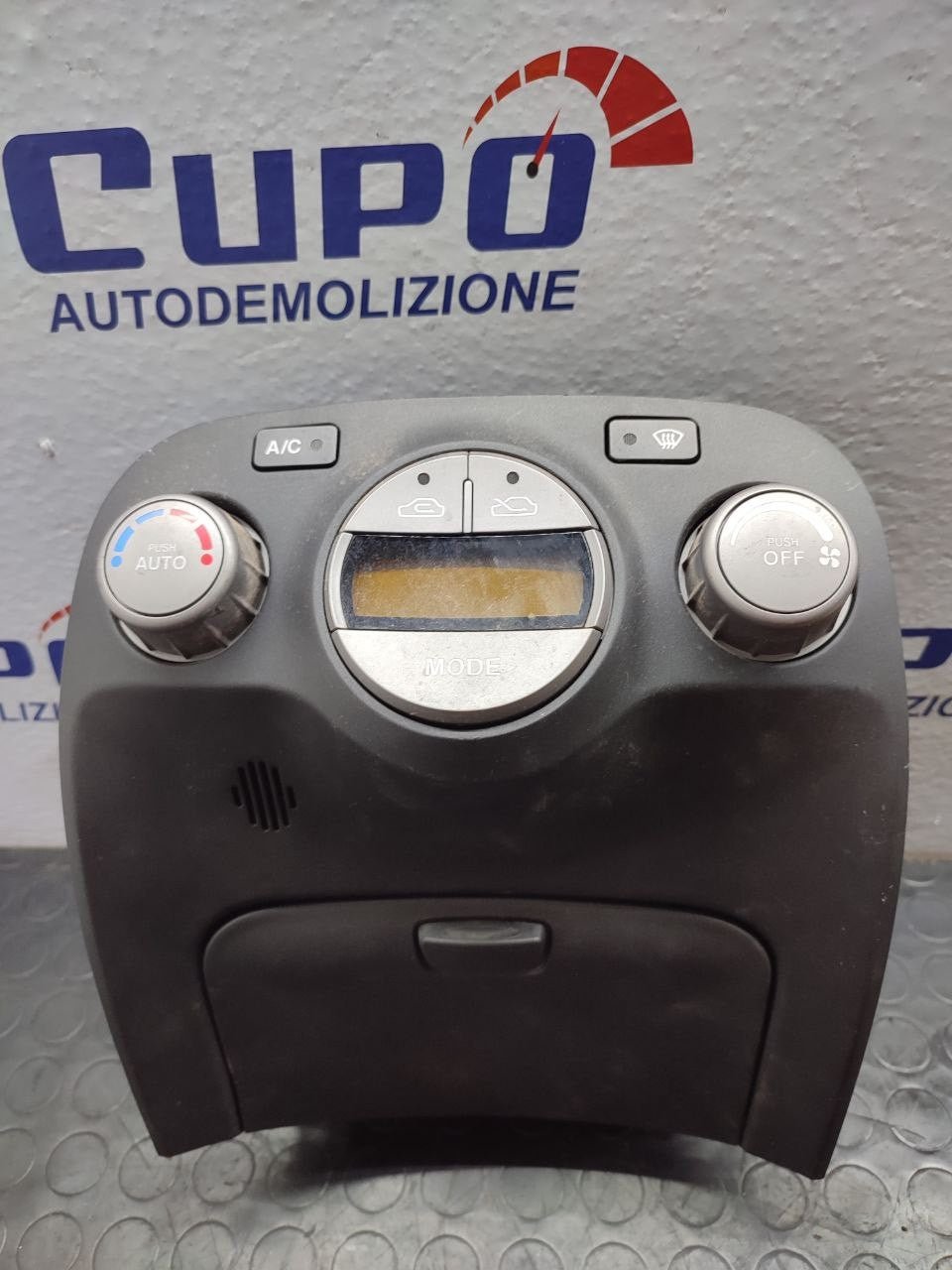 Console Comandi clima A/C + Cofanetto portaoggetti KIA RIO II serie - F&P CRASH SRLS - Ricambi Usati