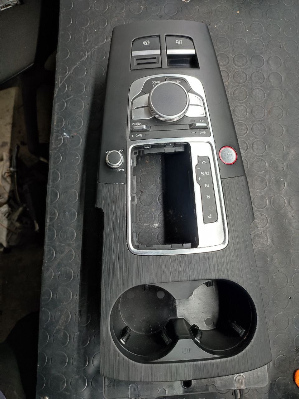 Console pannello centrale Audi S3 ( 2016 - 8v1 ) 2.0 tfsi cod 8v0919614l - F&amp;P CRASH SRLS - Ricambi Usati