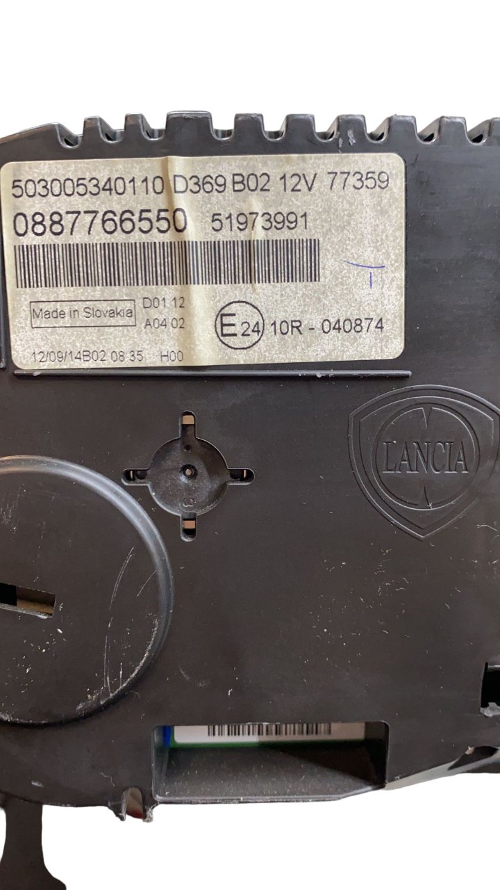 Contachilometri / tachimetro Fiat Panda 1.2 (2012) cod:0887766550 - F&P CRASH SRLS - Ricambi Usati