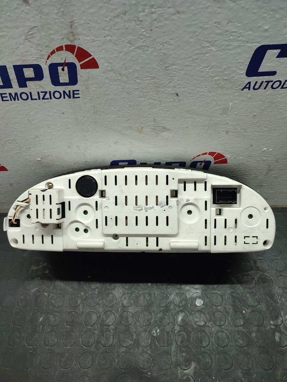 Contachilometri / Tachimetro Fiat Strada (2004) Cod:06063460170 - F&P CRASH SRLS - Ricambi Usati