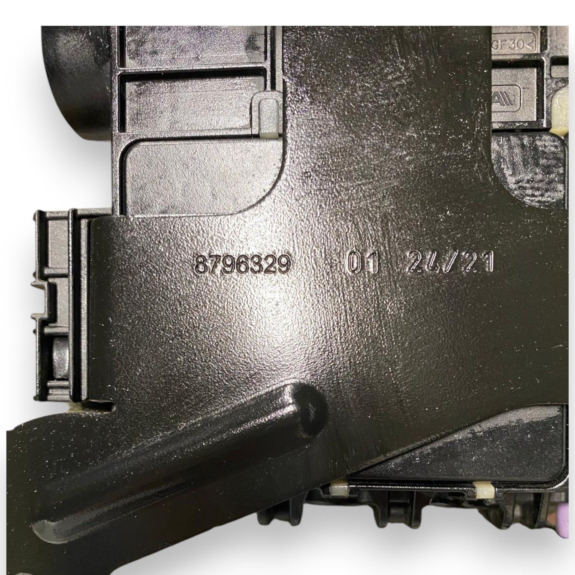 Coperchio copri polo positivo batteria Bmw X3 G01 (2017 - 2024) Cod: 8796329 - F&P CRASH SRLS - Ricambi Usati