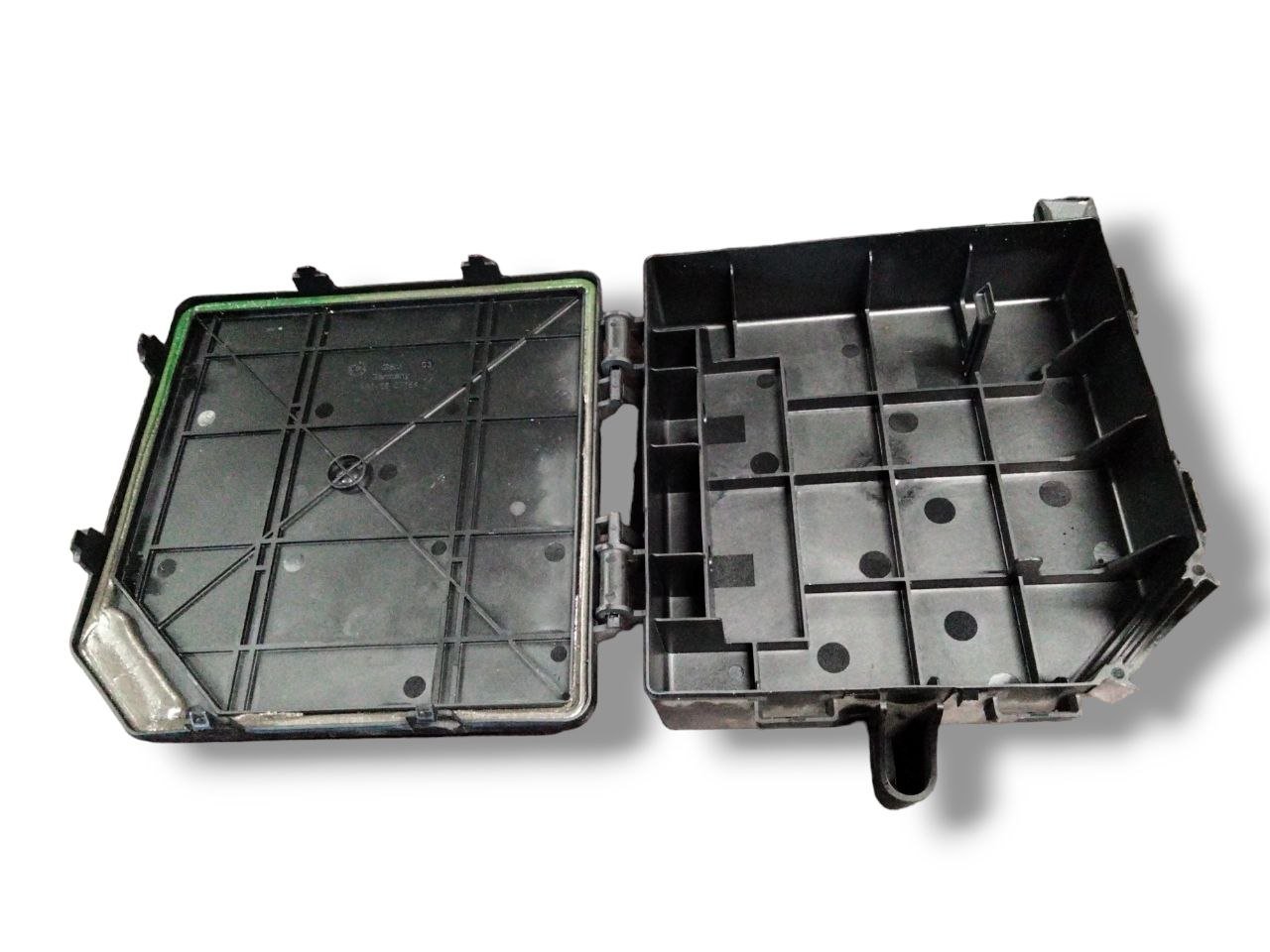 Coperchio / Scatola Centralina visione notturna Audi A8 4H (2010 - 2017)cod.4G0907613 - F&P CRASH SRLS - Ricambi Usati