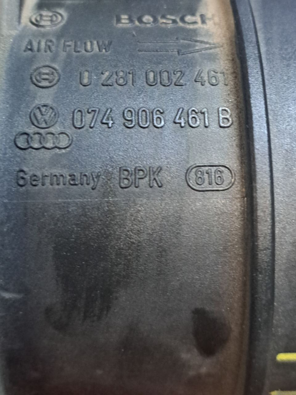 Debimetro Flussometro Audi A3 8P / Volkswagen / Audi / Skoda 2.0 diesel (2005) COD:074906461B - F&P CRASH SRLS - Ricambi Usati