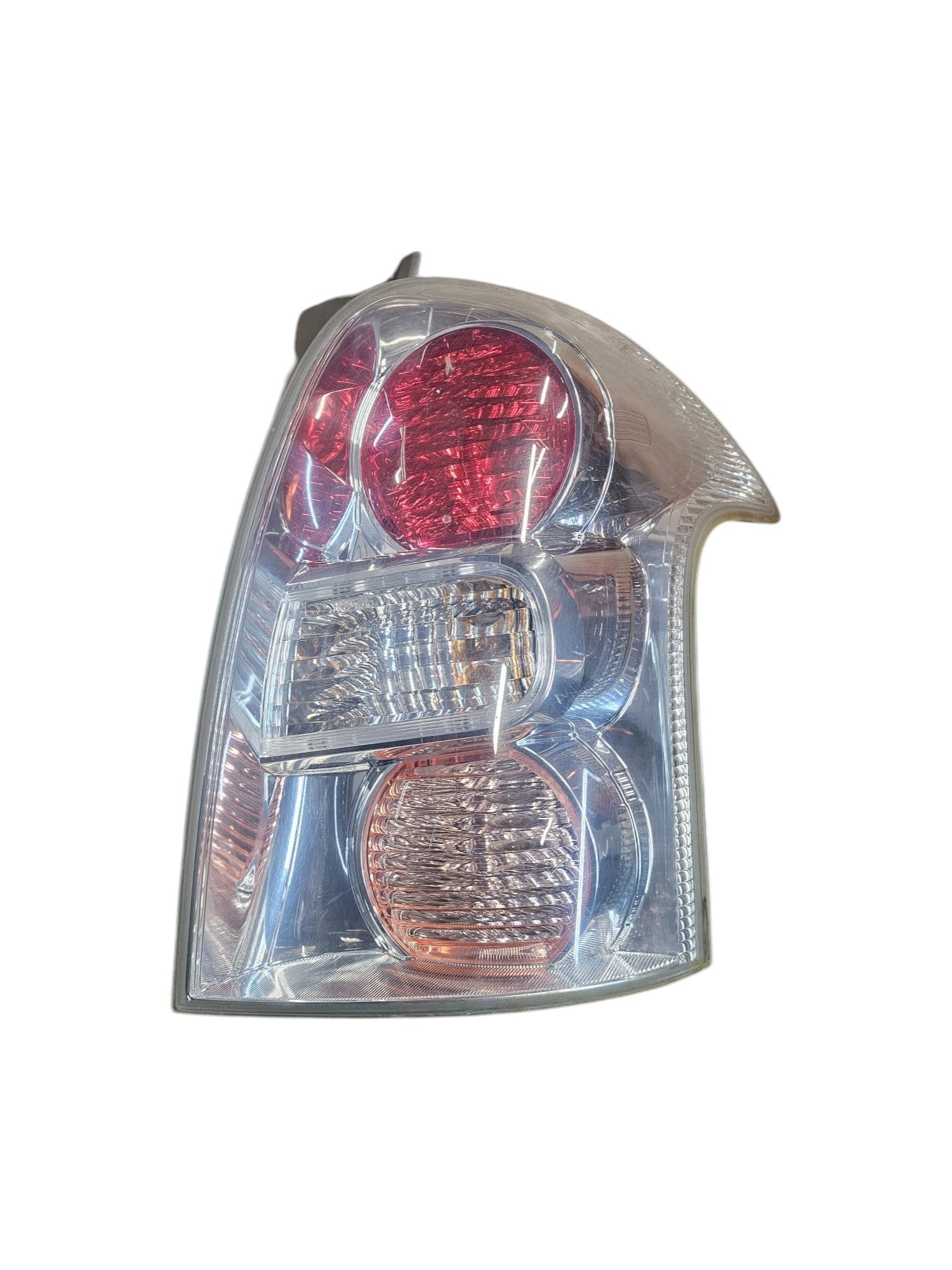 Fanale / Stop Alogeno Destro Toyota Corolla Verso III Cod:815500F06000 (2004 - 2009) - F&P CRASH SRLS - Ricambi Usati
