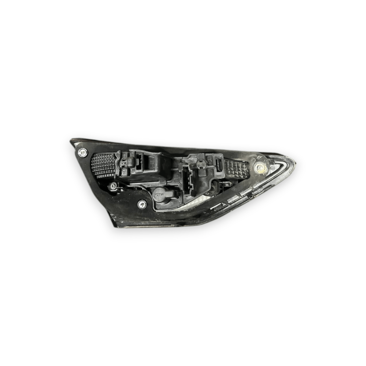 Fanale / Stop Alogeno interno destro (dx) Seat Leon III (2012 al 2019) cod: 5F0945094D - F&P CRASH SRLS - Ricambi Usati
