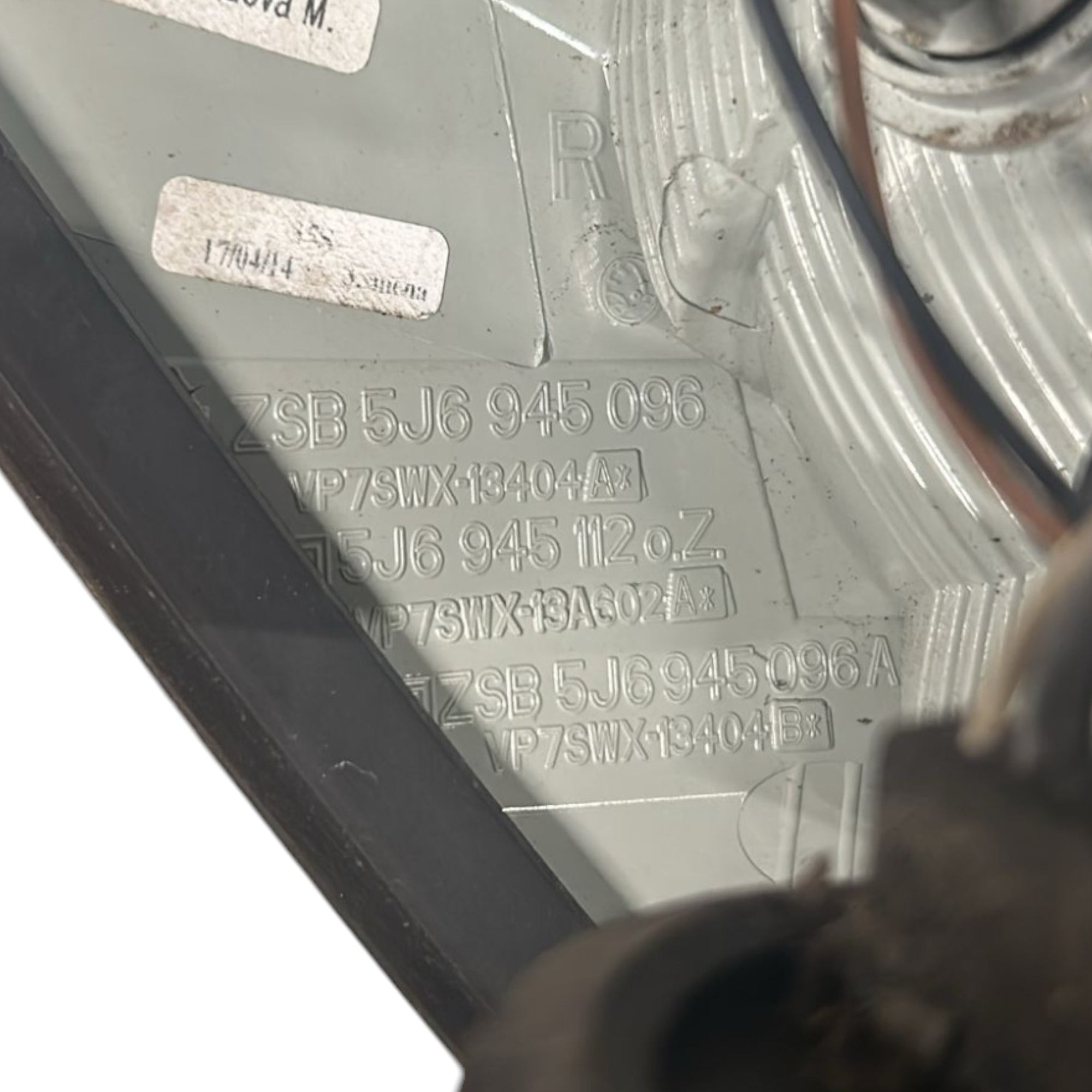 Fanale / Stop Alogeno Posteriore Destro Skoda Fabia II cod.5J6945096 (2007 > 2014) - F&P CRASH SRLS - Ricambi Usati