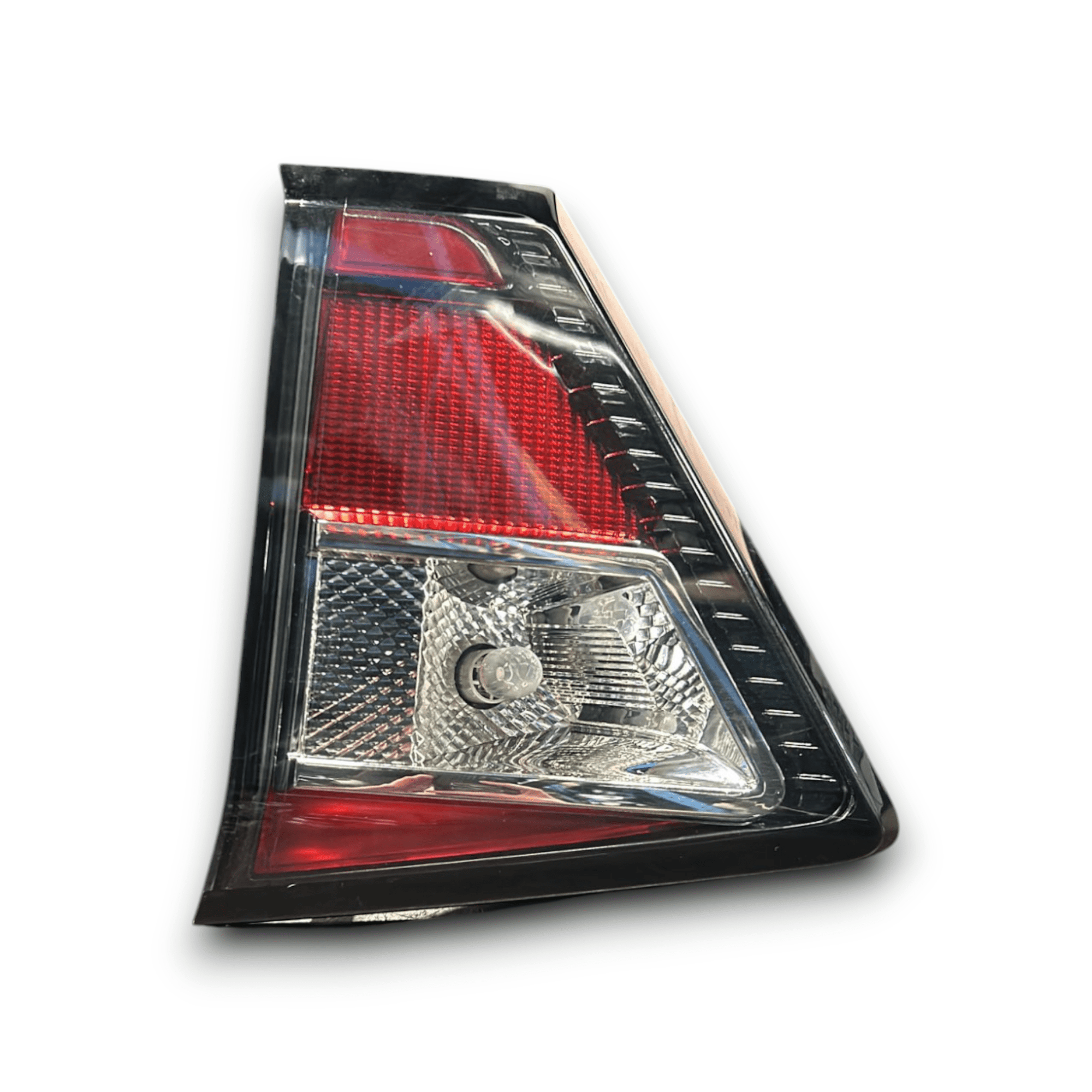 Fanale / Stop Alogeno Posteriore interno Destro Ford Kuga (2012 > 2019) cod:GV41 - 13A602 - AG - F&P CRASH SRLS - Ricambi Usati