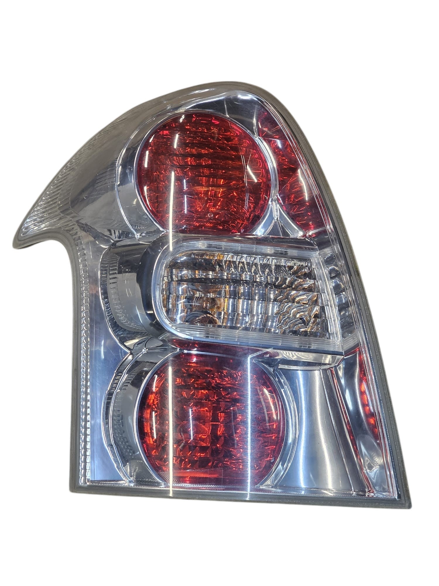 Fanale / Stop Alogeno Sinistro Toyota Corolla Verso III Cod:815600F06000 (2004 - 2009) - F&P CRASH SRLS - Ricambi Usati