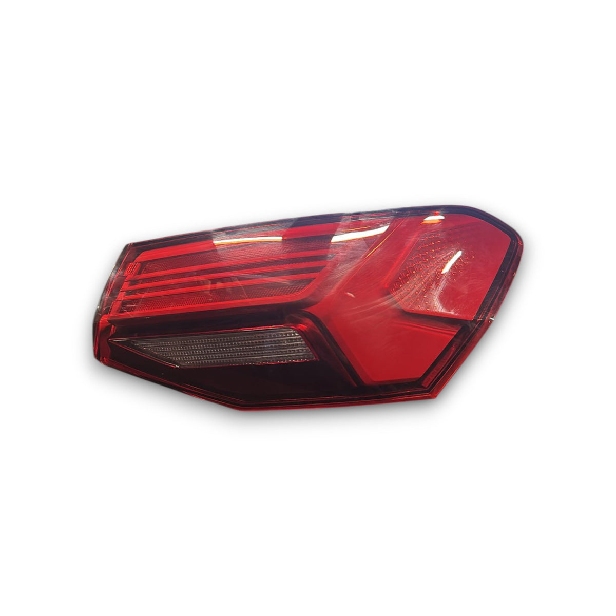 Fanale / Stop Led Posteriore Destro Audi A3 (8Y) cod.8Y0945070 (2020 &gt; ) - F&amp;P CRASH SRLS - Ricambi Usati