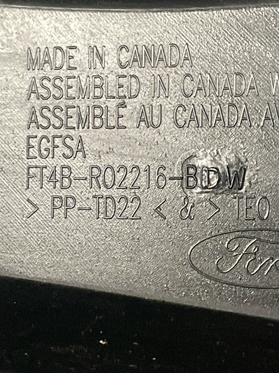 Gocciolatoio Parabrezza Anteriore Ford Edge II cod:ft4br02216 (2015 > ) - F&P CRASH SRLS - Ricambi Usati