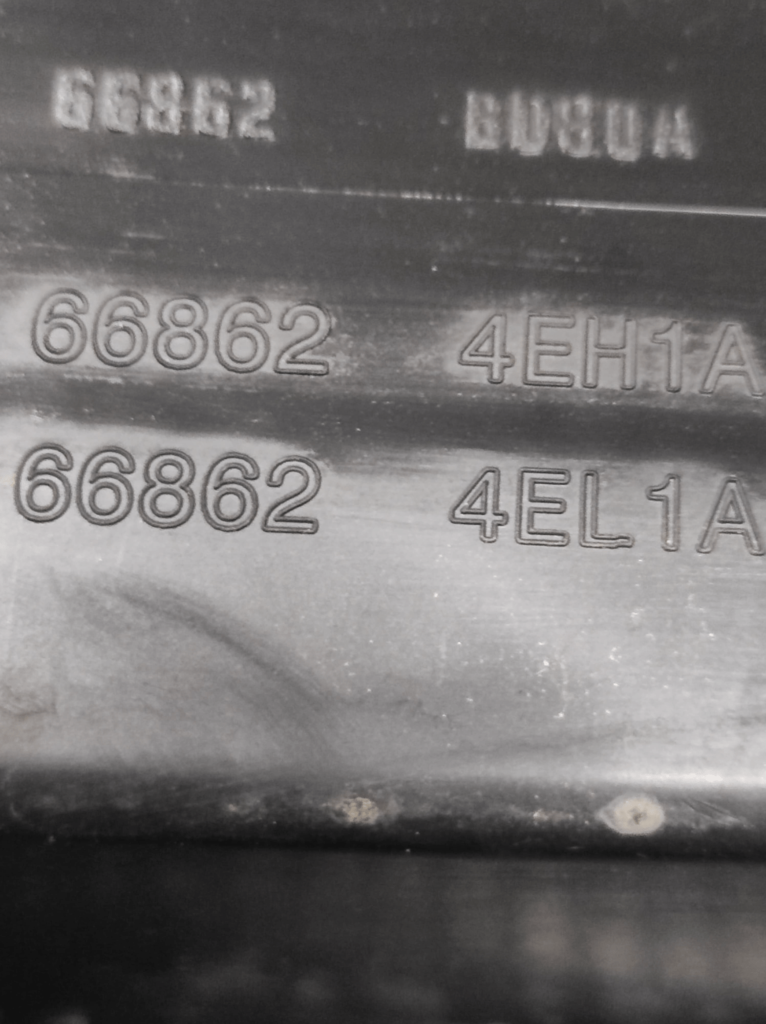 Gocciolatoio Parabrezza Nissan Qashqai COD: 668624EL1A (2014 - 2021) - F&P CRASH SRLS - Ricambi Usati