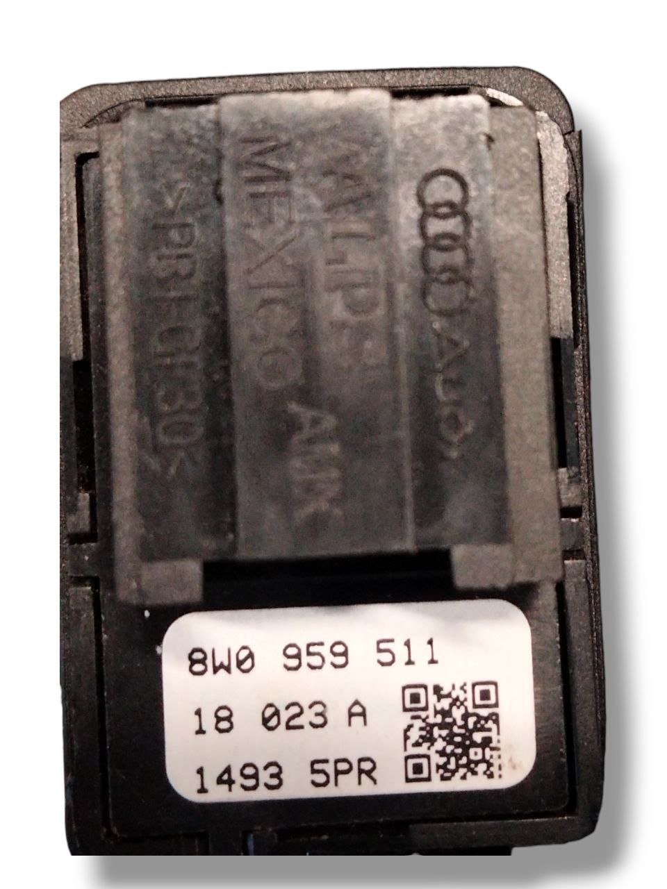 Interruttore / comando Gancio Traino Audi A4 B9 (2016>) cod.8w0959511 - F&P CRASH SRLS - Ricambi Usati
