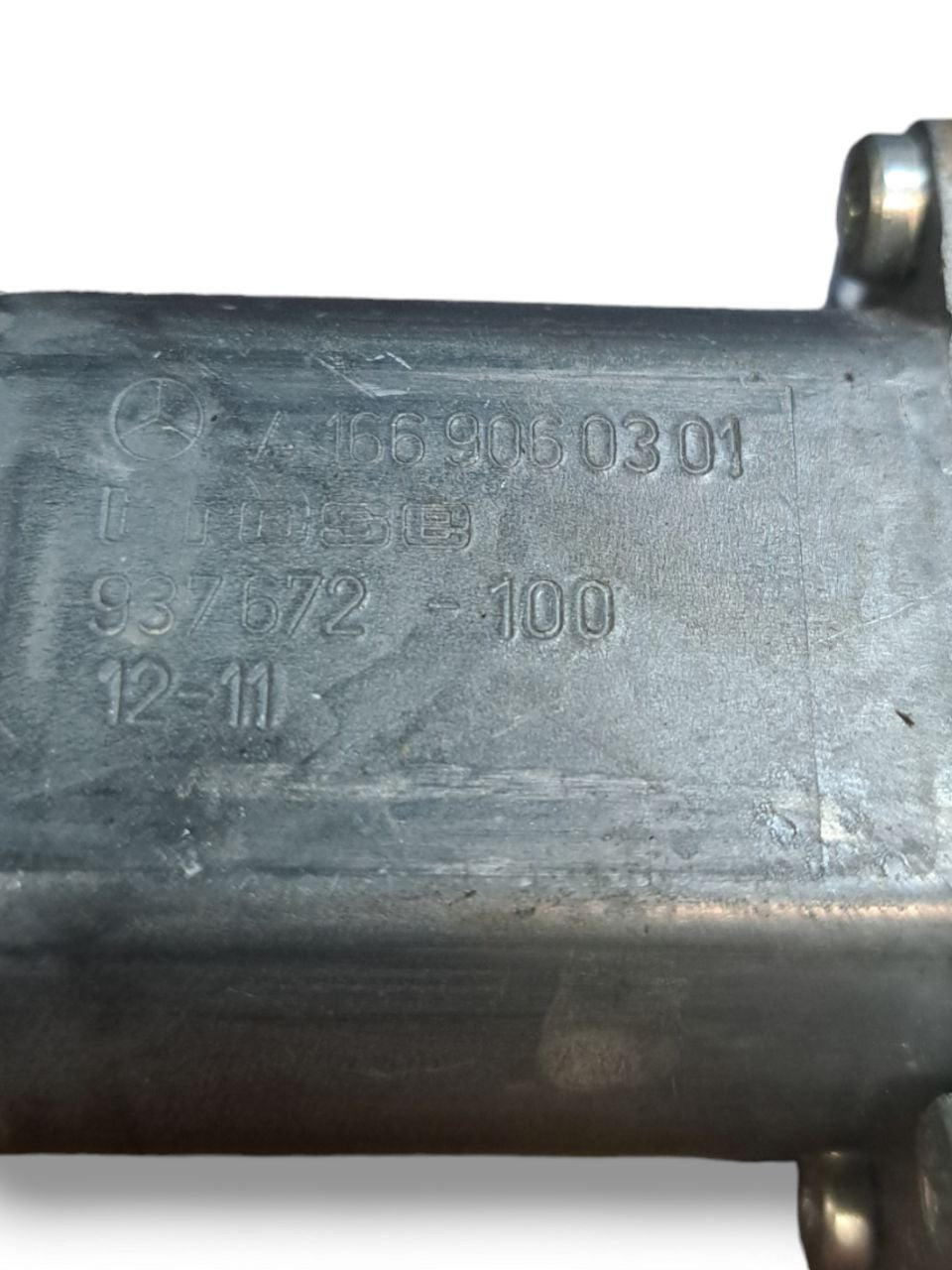 Motorino Alzavetro anteriore destro (dx) Mercedes-Benz ML W166 (2011-2015) COD:A1669060301 - F&P CRASH SRLS - Ricambi Usati