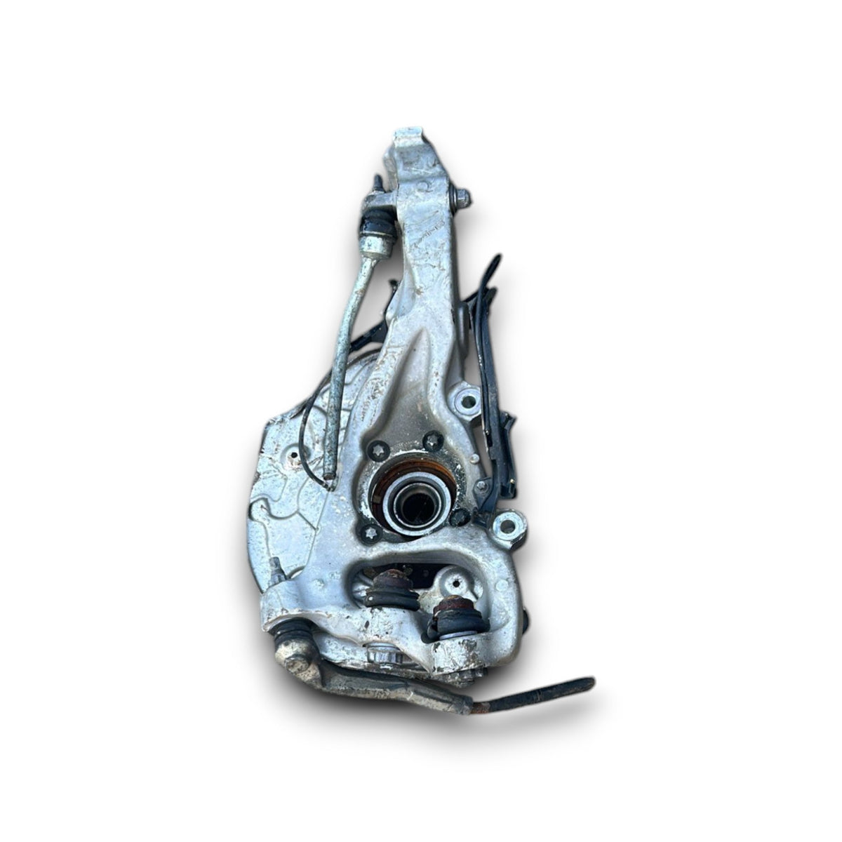 Mozzo Ruota Anteriore Destro Mercedes Benz Classe C (W205) (C43 AMG) cod.A2053800 3.0 Benzina (2014 &gt; 2021) - F&amp;P CRASH SRLS - Ricambi Usati