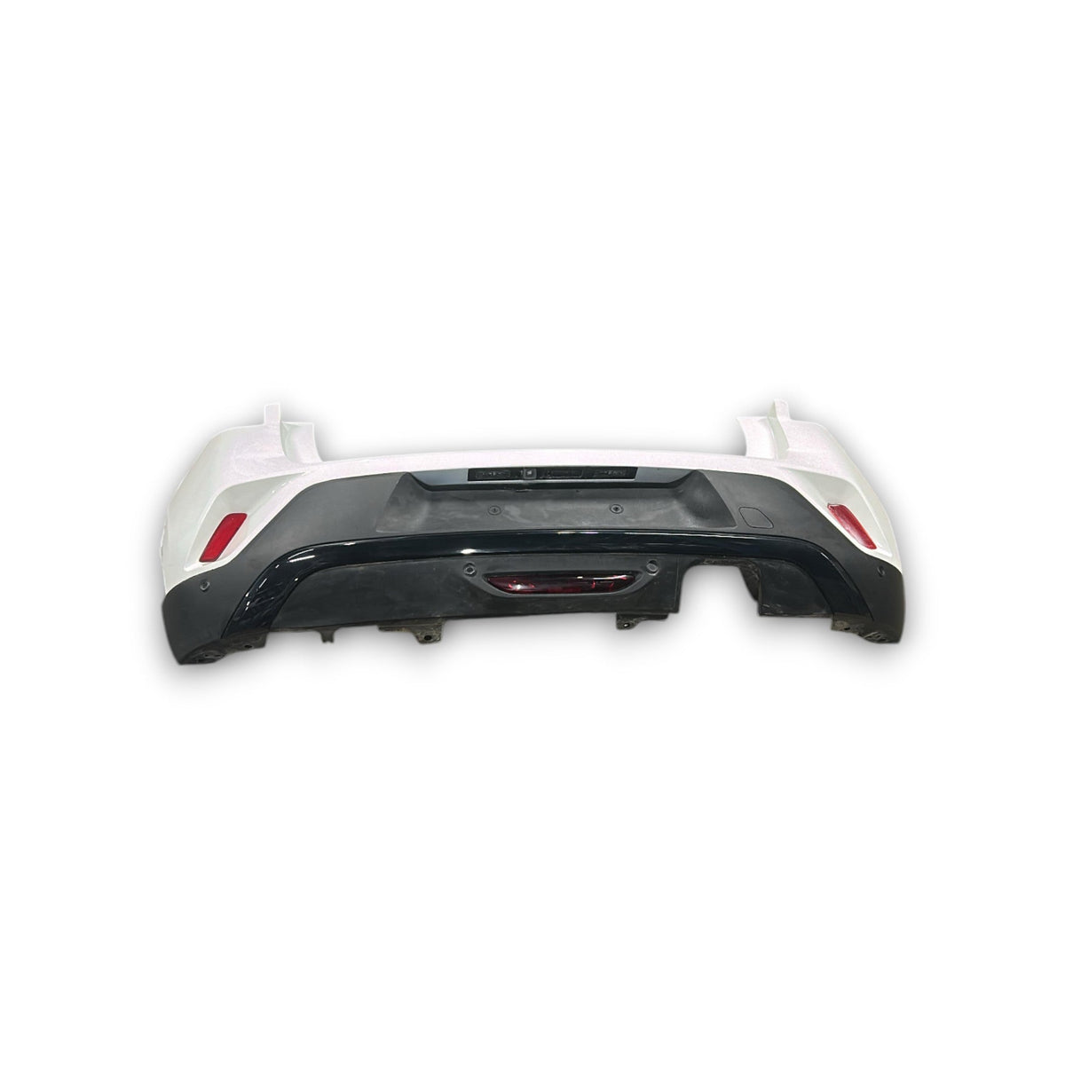 Paraurti Posteriore Bianco Peugeot 308 III (2021 &gt; ) + Sensori Di Parcheggio E Telecamera - F&amp;P CRASH SRLS - Ricambi Usati