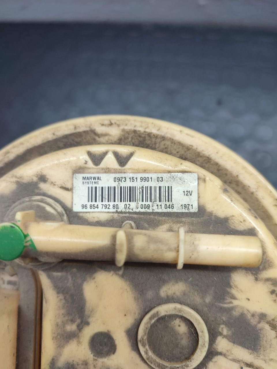 Pompa carburante / galleggiante serbatoio Citroen C3 II 1.4 hdi cod 9685479280 - F&P CRASH SRLS - Ricambi Usati