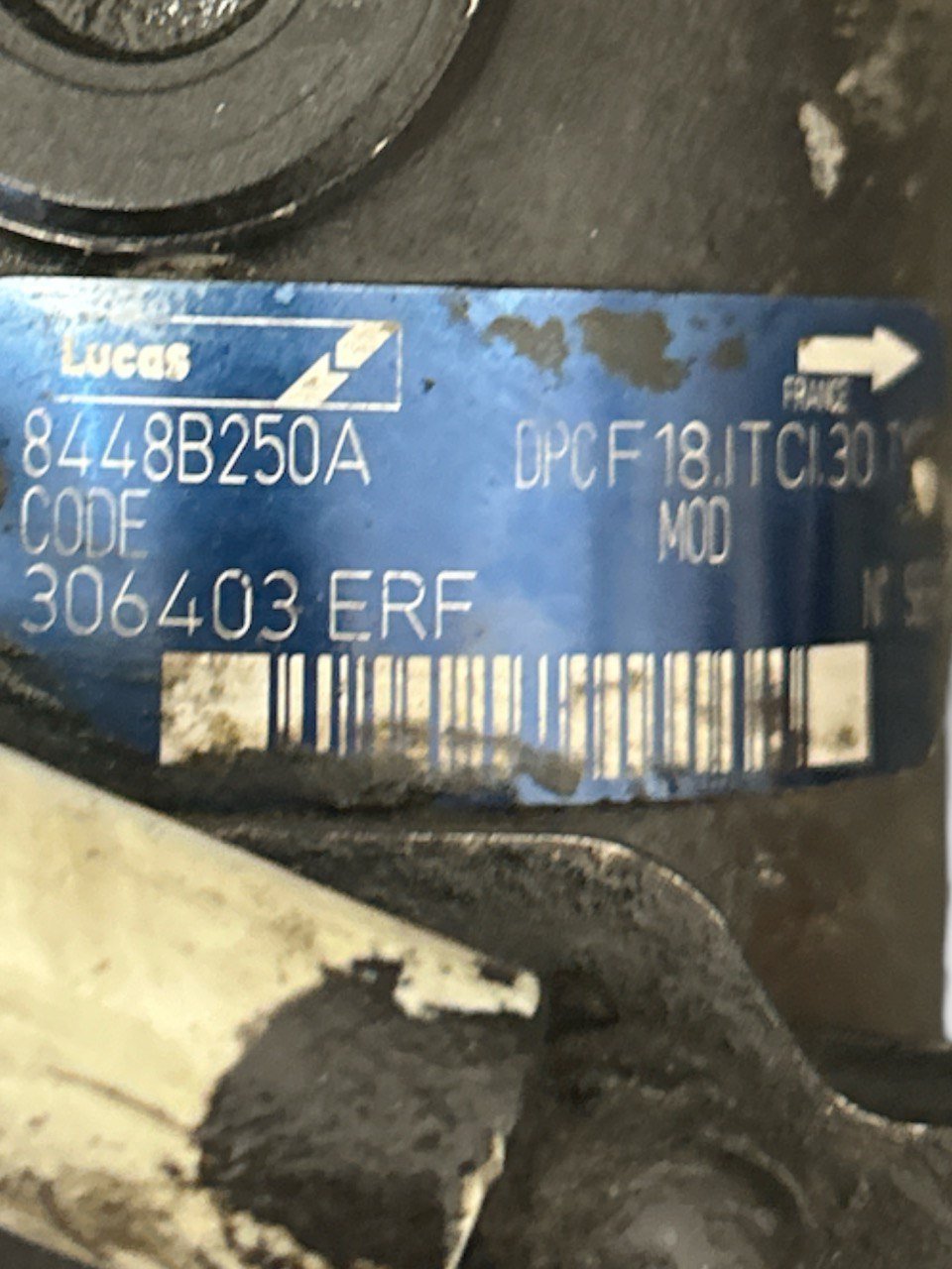 Pompa Iniezione / Gasolio Ford Mondeo 2.0 / 1.8 Diesel / TD (1993 > 2000) cod.8448B250A - F&P CRASH SRLS - Ricambi Usati