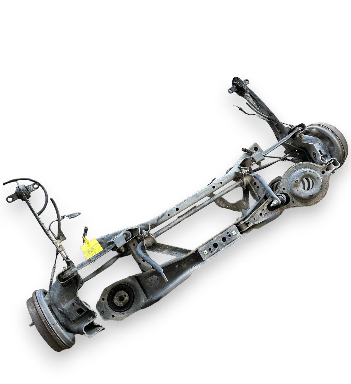 Ponte / Assale Posteriore A Tamburo Ford Focus 3 - 1.5 Diesel (2016) - F&P CRASH SRLS - Ricambi Usati