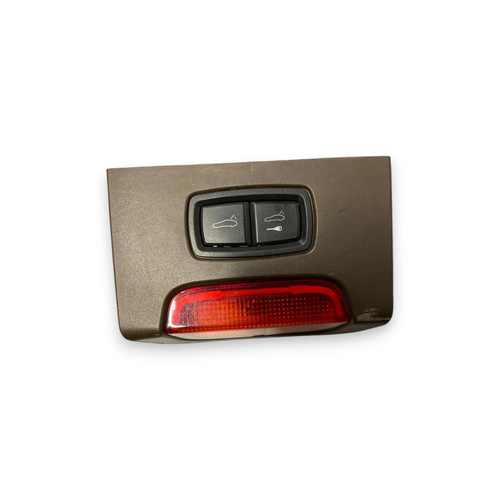 Pulsante apertura portellone + Luce posteriore Porsche Cayenne 92A (2010 - 2017) Cod: JBE1501102 - F&P CRASH SRLS - Ricambi Usati