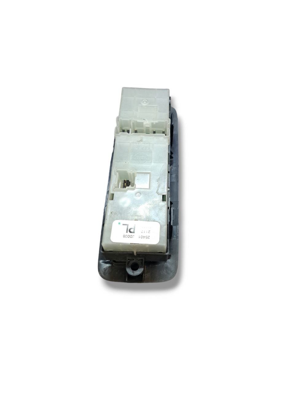 Pulsantiera Alzavetro Anteriore sinistra (sx) Nissan Qashqai J10 ( 2006 - 2014 ) COD:25401JD00B - F&P CRASH SRLS - Ricambi Usati