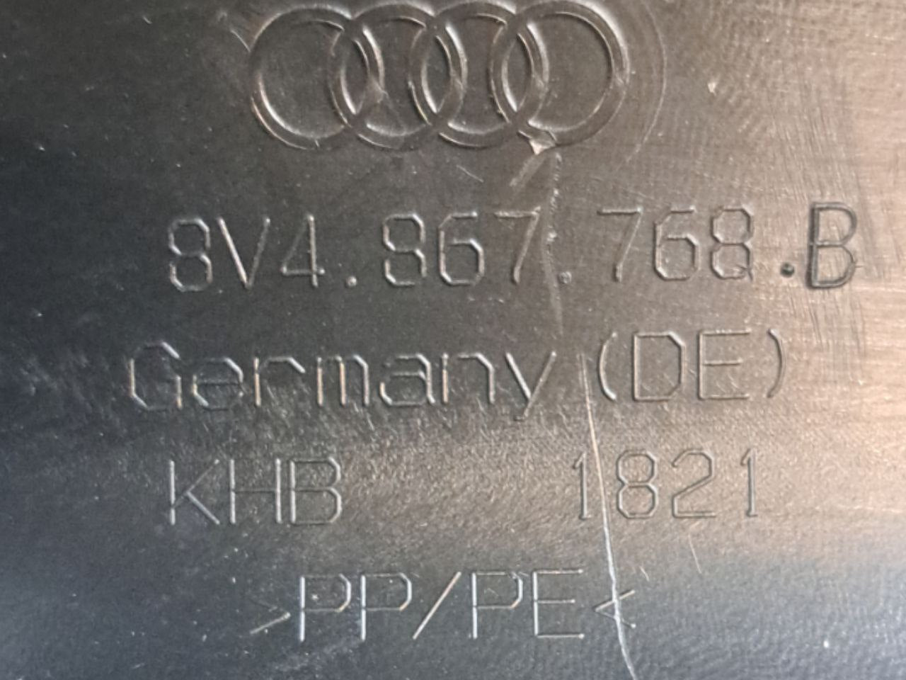 Rivestimento Montante posteriore Destro Audi A3 8V (2017) COD:8V4867768B - F&P CRASH SRLS - Ricambi Usati