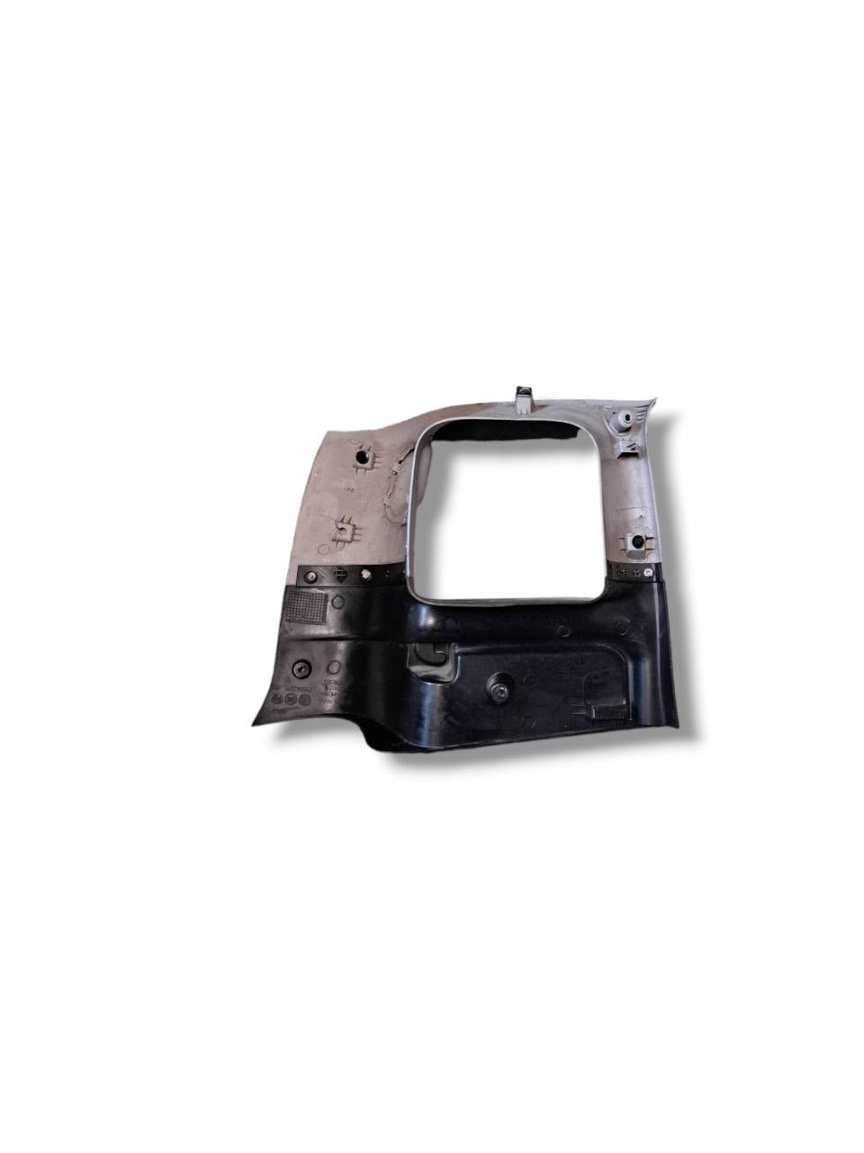 Rivestimento montante posteriore destro (dx) Fiat Panda 312 (2012>) COD:735542215 - F&P CRASH SRLS - Ricambi Usati