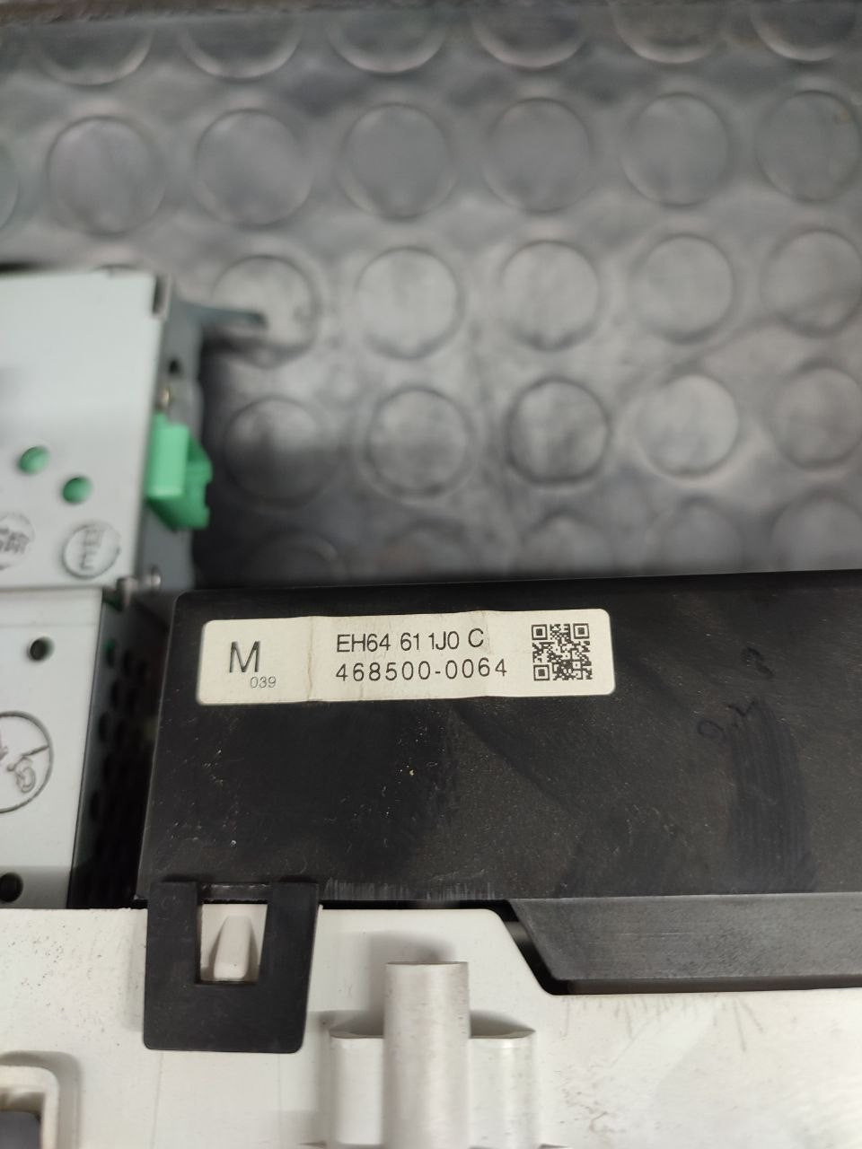 Schermo multifunzione Mazda Cx - 7 ( 2009 ) cod 468200 - 9103 - F&P CRASH SRLS - Ricambi Usati