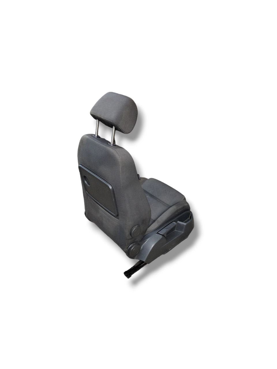 Sedile anteriore destro dx Volkswagen golf 5 Plus (2008 - 2012) - F&P CRASH SRLS - Ricambi Usati
