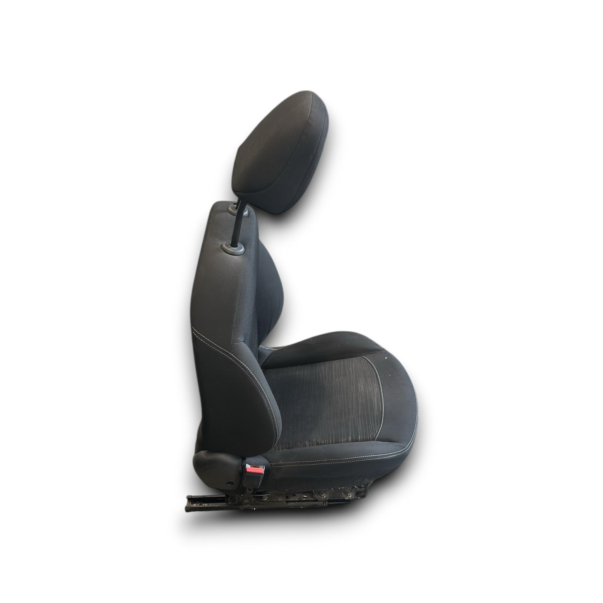 Sedile In Stoffa Anteriore Sinistro Peugeot 208 I (2012 > 2019) - F&P CRASH SRLS - Ricambi Usati