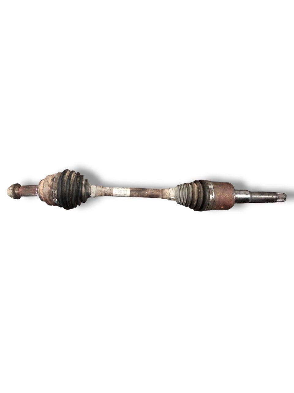 Semiasse / Albero motore anteriore sinistro Ford Fiesta 1.5 diesel mk7 (2017 - 2023)cod.H1B53B437BF - F&P CRASH SRLS - Ricambi Usati