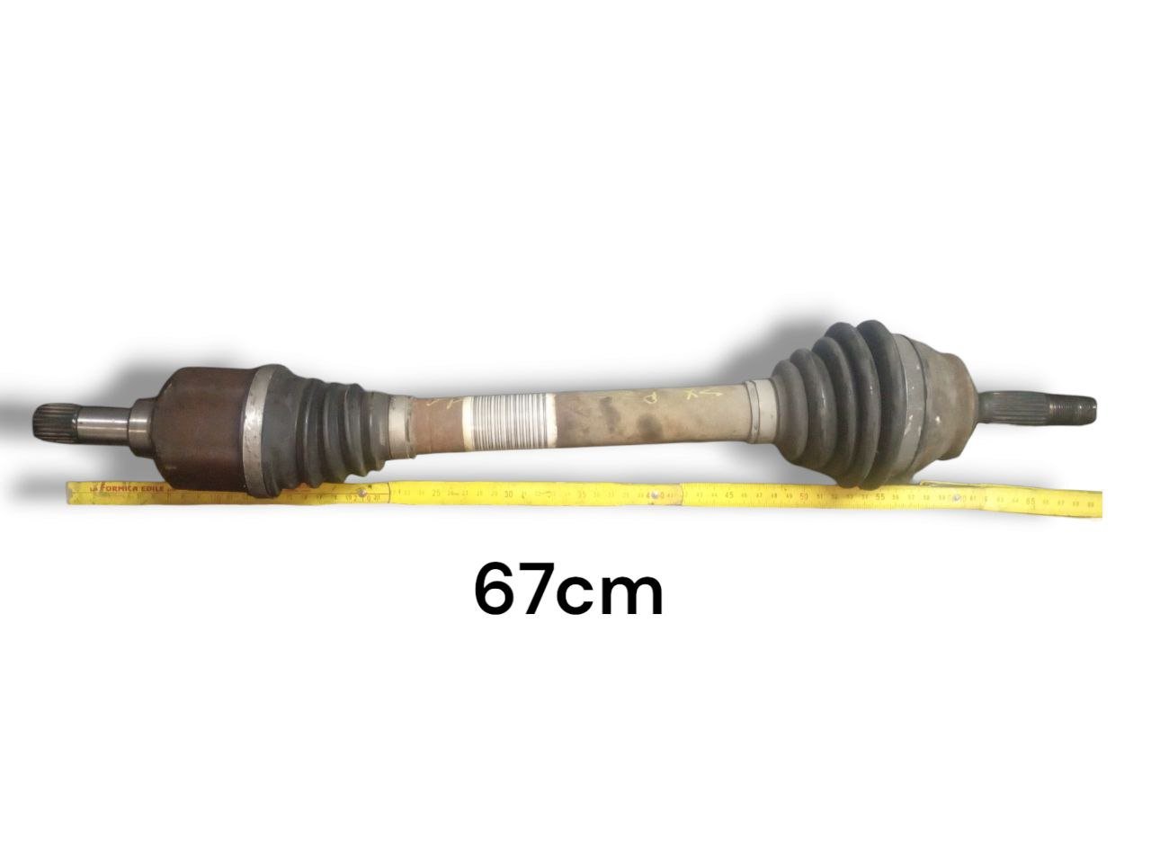 Semiasse / Albero Motore Manuale 5 Marce anteriore sinistro (sx) Peugeot 208 1.6 Diesel (2016) cod: 9686025580 - F&P CRASH SRLS - Ricambi Usati