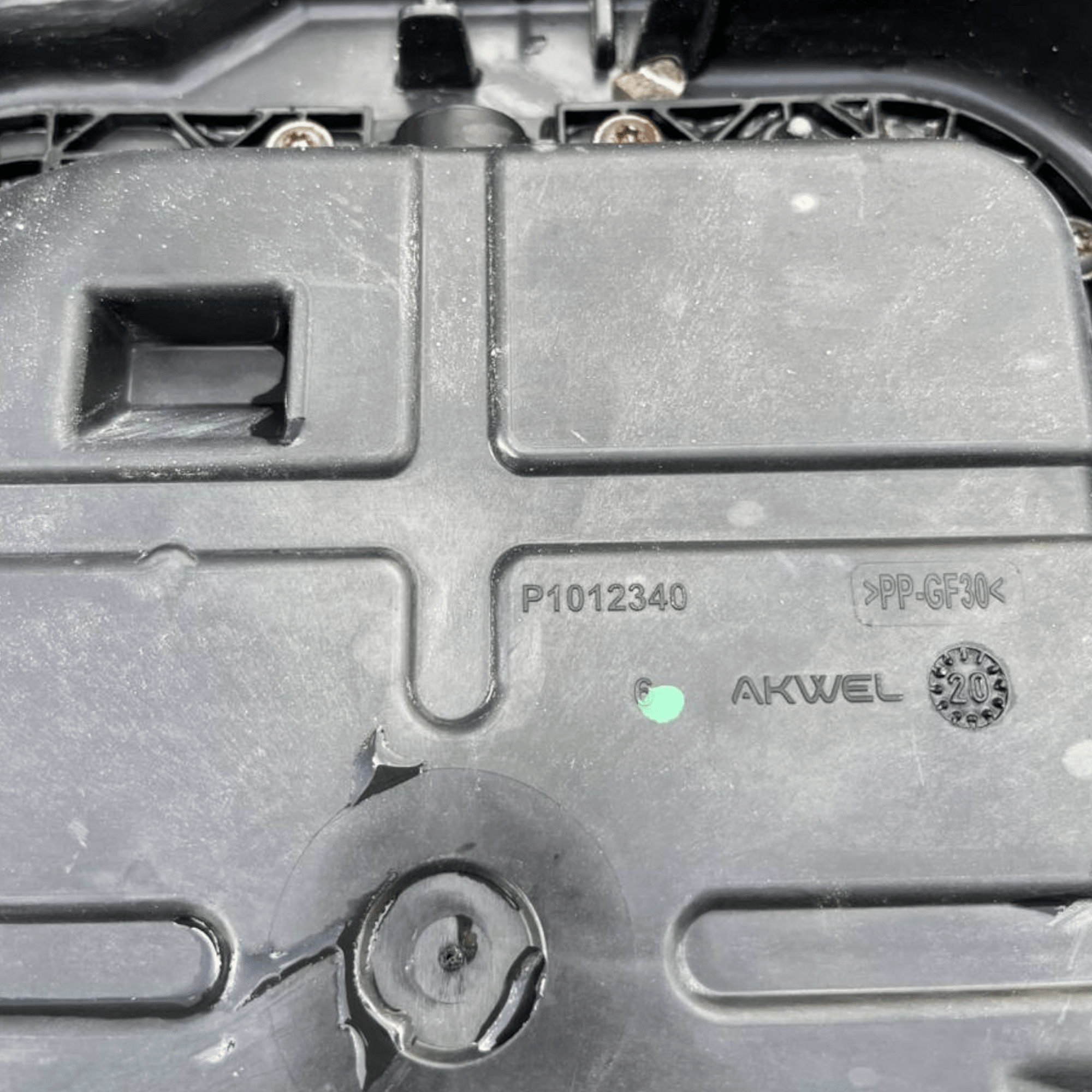 Serbatoio Adblue Peugeot 208 1.6 diesel (2012 - 2018 ) cod.9812914780 / P1012340 - F&P CRASH SRLS - Ricambi Usati
