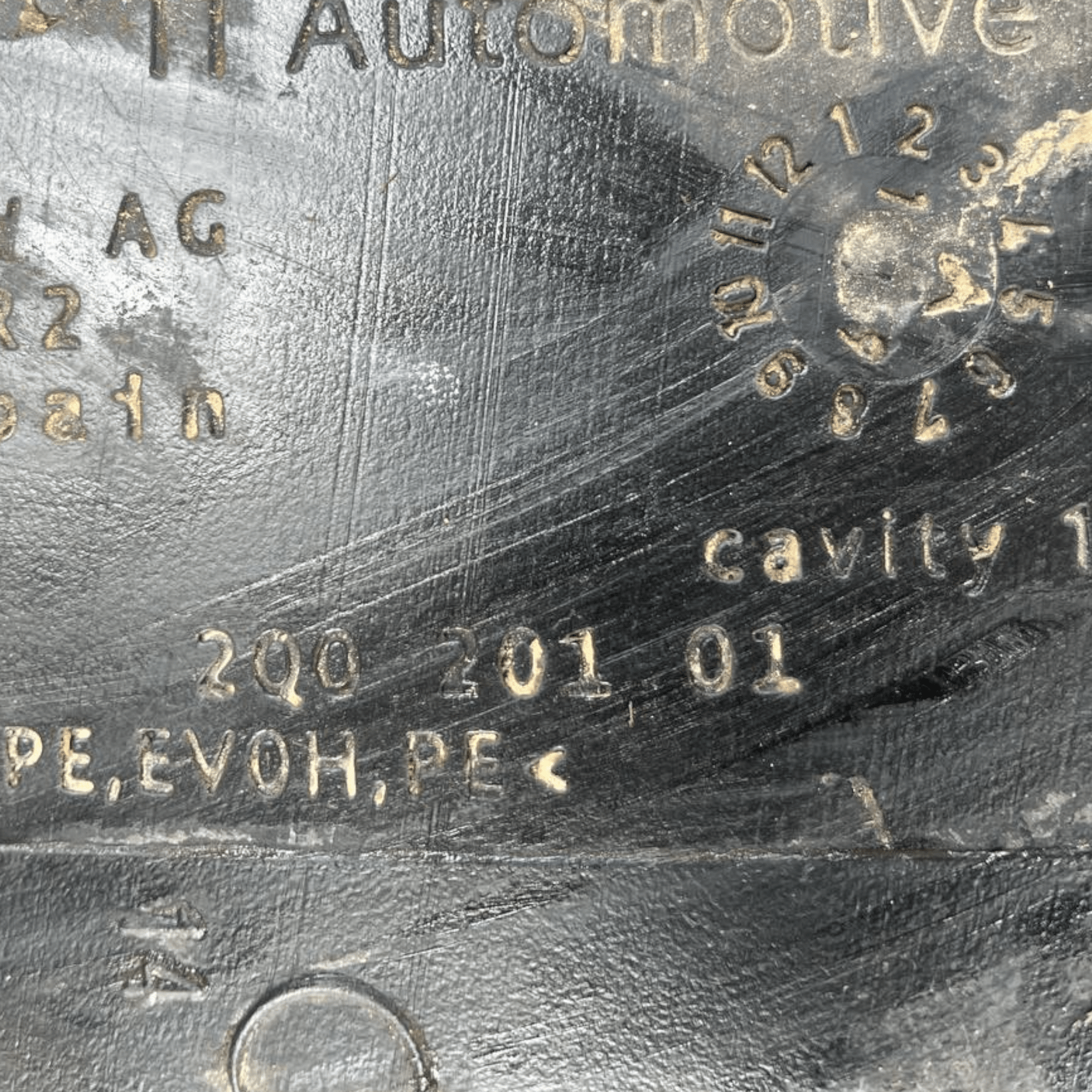 Serbatoio carburante + serbatoio adblue Audi A1 GB 1.0 benzina (2018 - >) cod.2Q020101 - F&P CRASH SRLS - Ricambi Usati