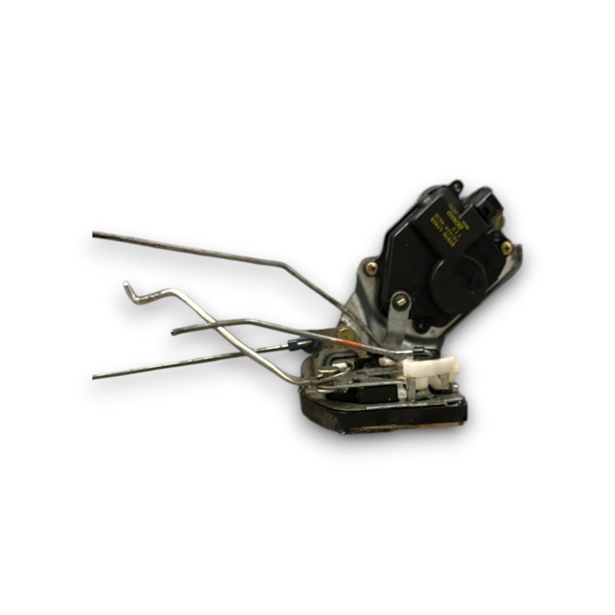 Serratura Porta Anteriore Destra Suzuki Jimny cod:1015280670 (1998 &gt; 2011) - F&amp;P CRASH SRLS - Ricambi Usati