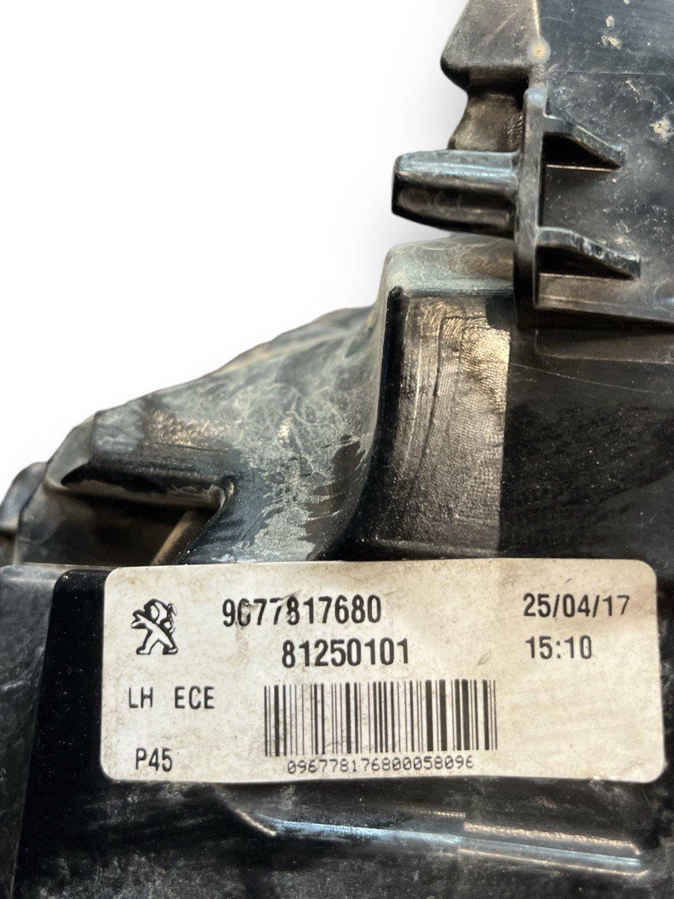 Stop / Fanale posteriore esterno sinistro (sx) Alogeno Peugeot 308 (2013 al 2021) cod: 9677817680 - F&P CRASH SRLS - Ricambi Usati