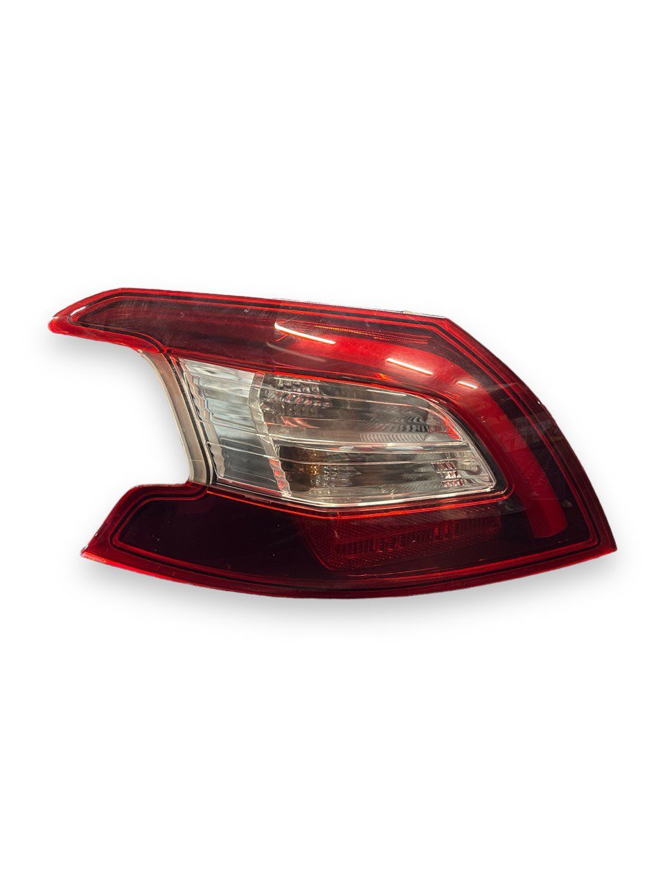 Stop / Fanale posteriore esterno sinistro (sx) Alogeno Peugeot 308 (2013 al 2021) cod: 9677817680 - F&P CRASH SRLS - Ricambi Usati