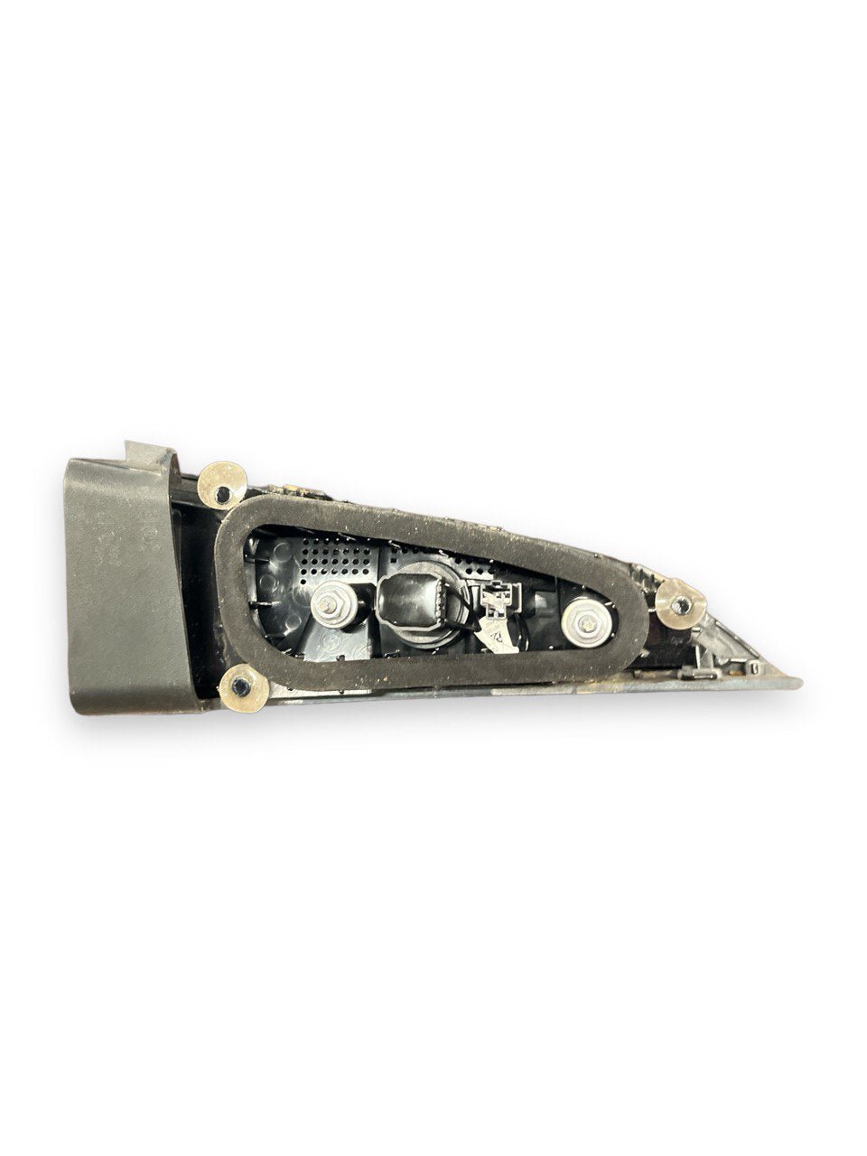 Stop / Fanale posteriore interno destro (dx) Alogeno Skoda Kamiq (2018>) cod: SK370RL - F&P CRASH SRLS - Ricambi Usati