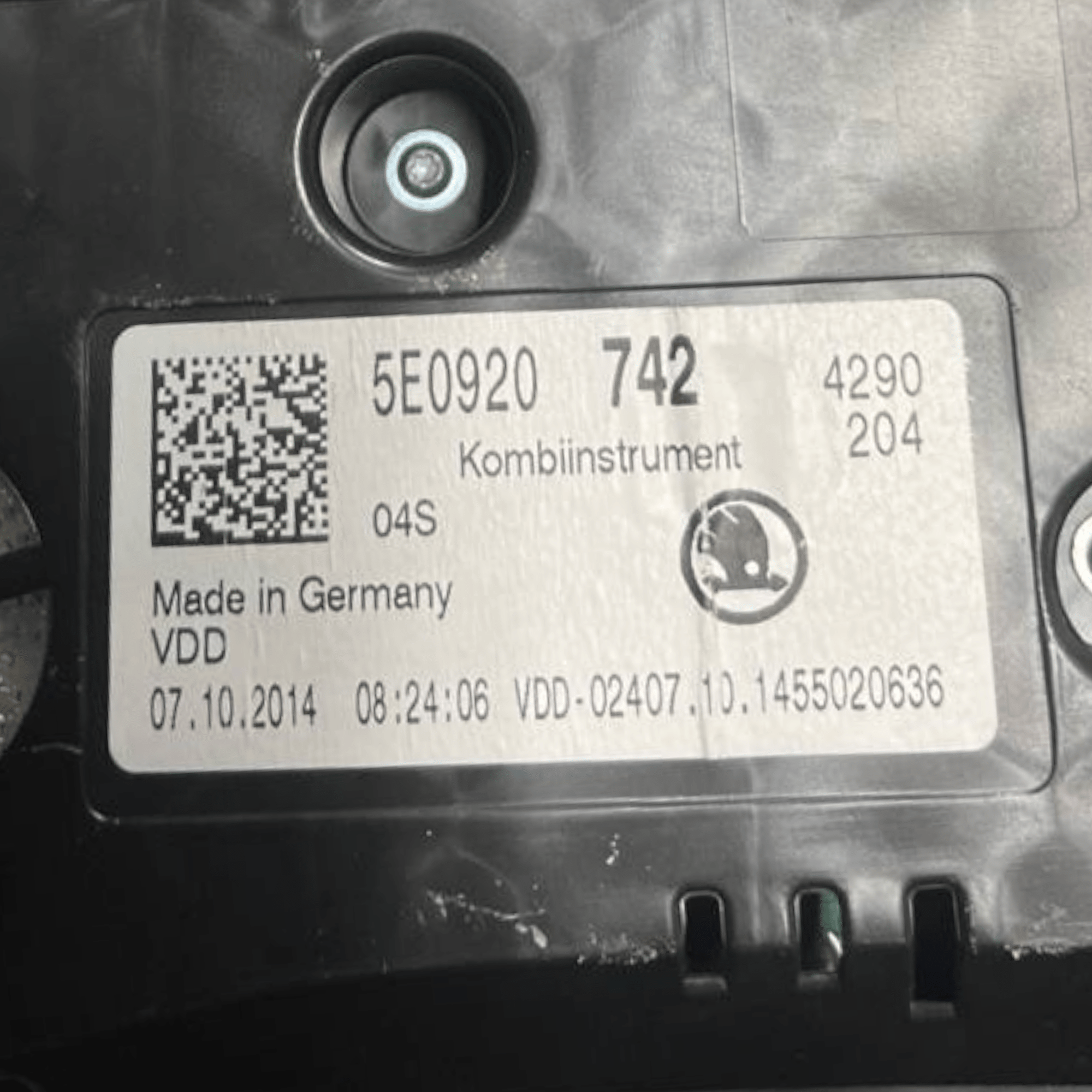 Tachimetro / Contachilometri Skoda Octavia III 1.4 Benzina (2013 al 2019) cod: 5E0920 - F&P CRASH SRLS - Ricambi Usati