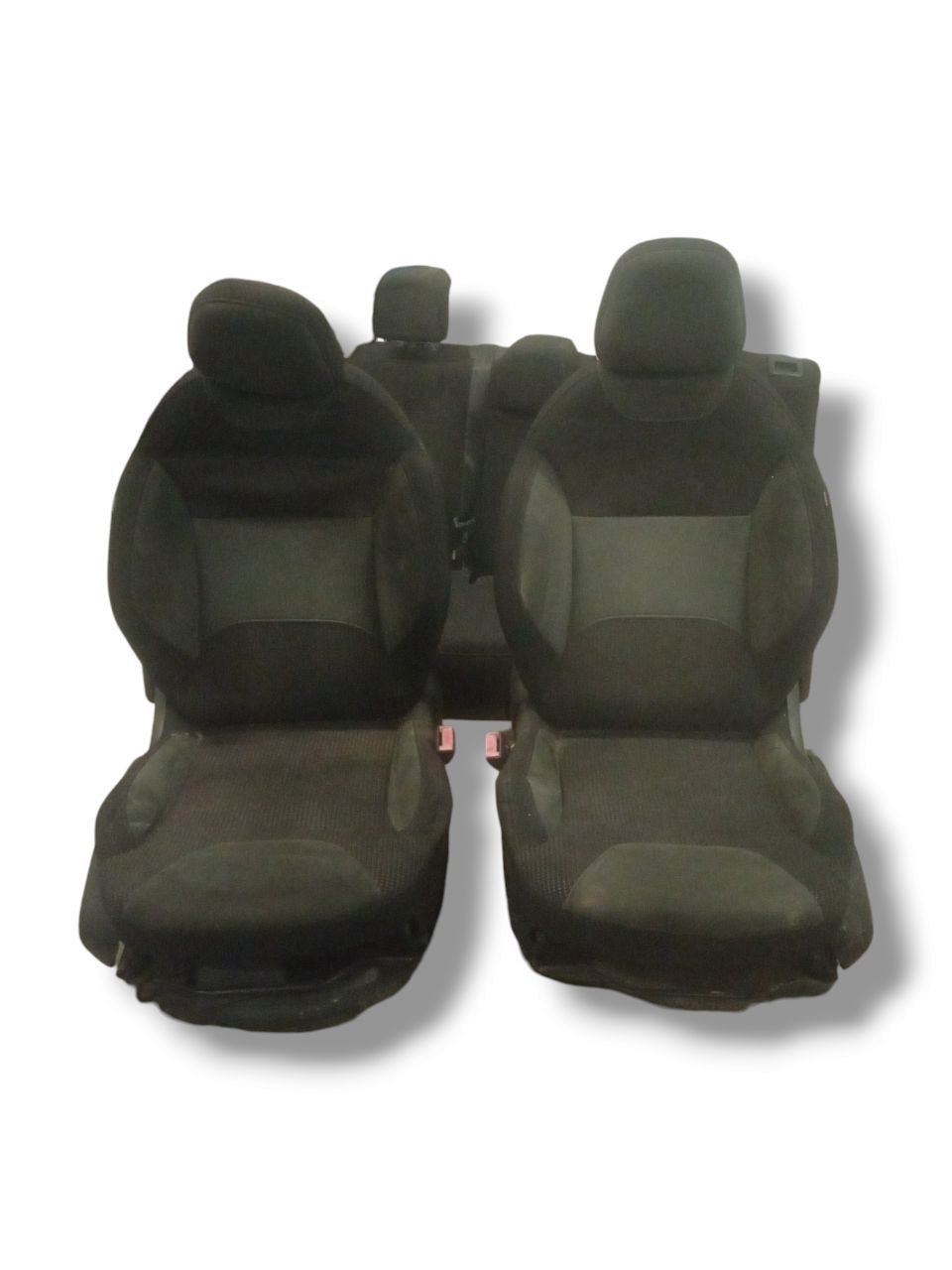 Tappezzeria / Sedili Stoffa Citreon C3 5 Porte (2009) - F&amp;P CRASH SRLS - Ricambi Usati