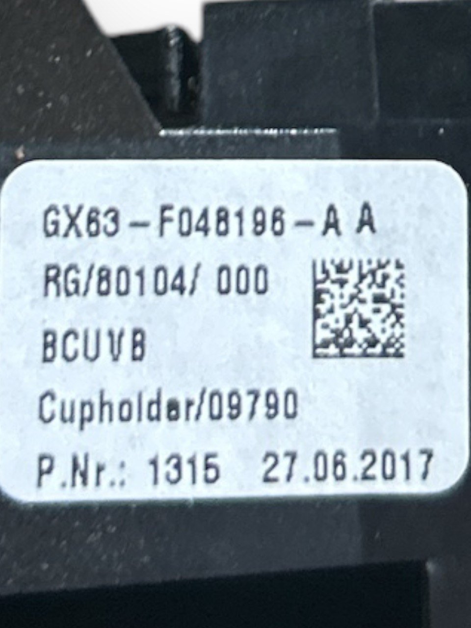 Vano Porta Bevande Jaguar F - Pace (X761) (2016 > ) cod.GX63 - F048196 - A - F&P CRASH SRLS - Ricambi Usati